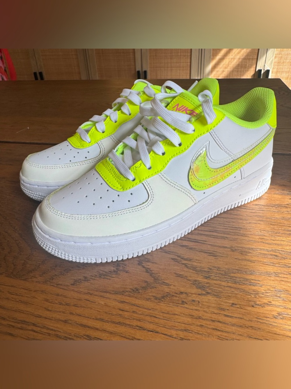 Nike Air Force 1 Low LV8 GS‎ White Volt Pink DV1680 100 - SIZE 5Y / 6.5 WOMENS
